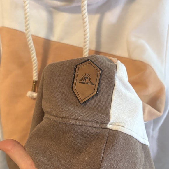 Kismet Colorblock Hoodie with Rope Drawstrings - Picture 4 of 8